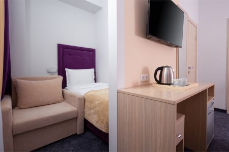 Standard Triple of 5 floor