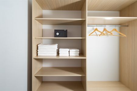 Junior with balcony (dog friendly)