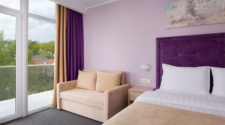 Superior with balcony